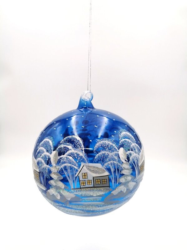 handgearbeitete Glaskugel, 15 cm, blau/transparent,Winterlandschaft m. weißen Häusern