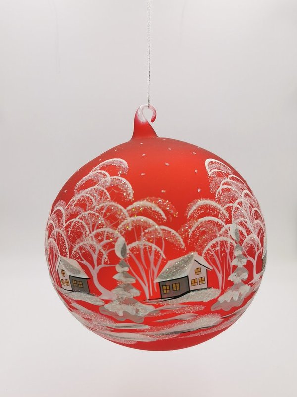 handgearbeitete Glaskugel, 12 cm, rot,Winterlandschaft m. weißen Häusern