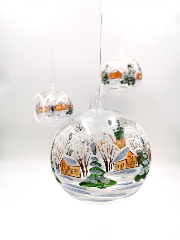 handgearbeitete Glaskugel, 18 cm, transparent,Winterlandschaft m. braunen Häusern