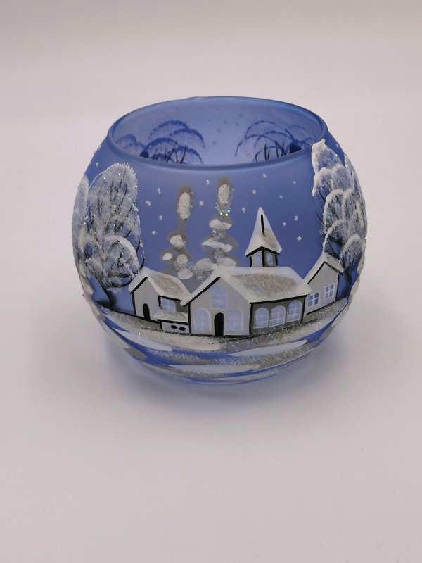 Teelichthalter, 10x12 cm, hellblau, Winterlandschaft m. weißen Häusern